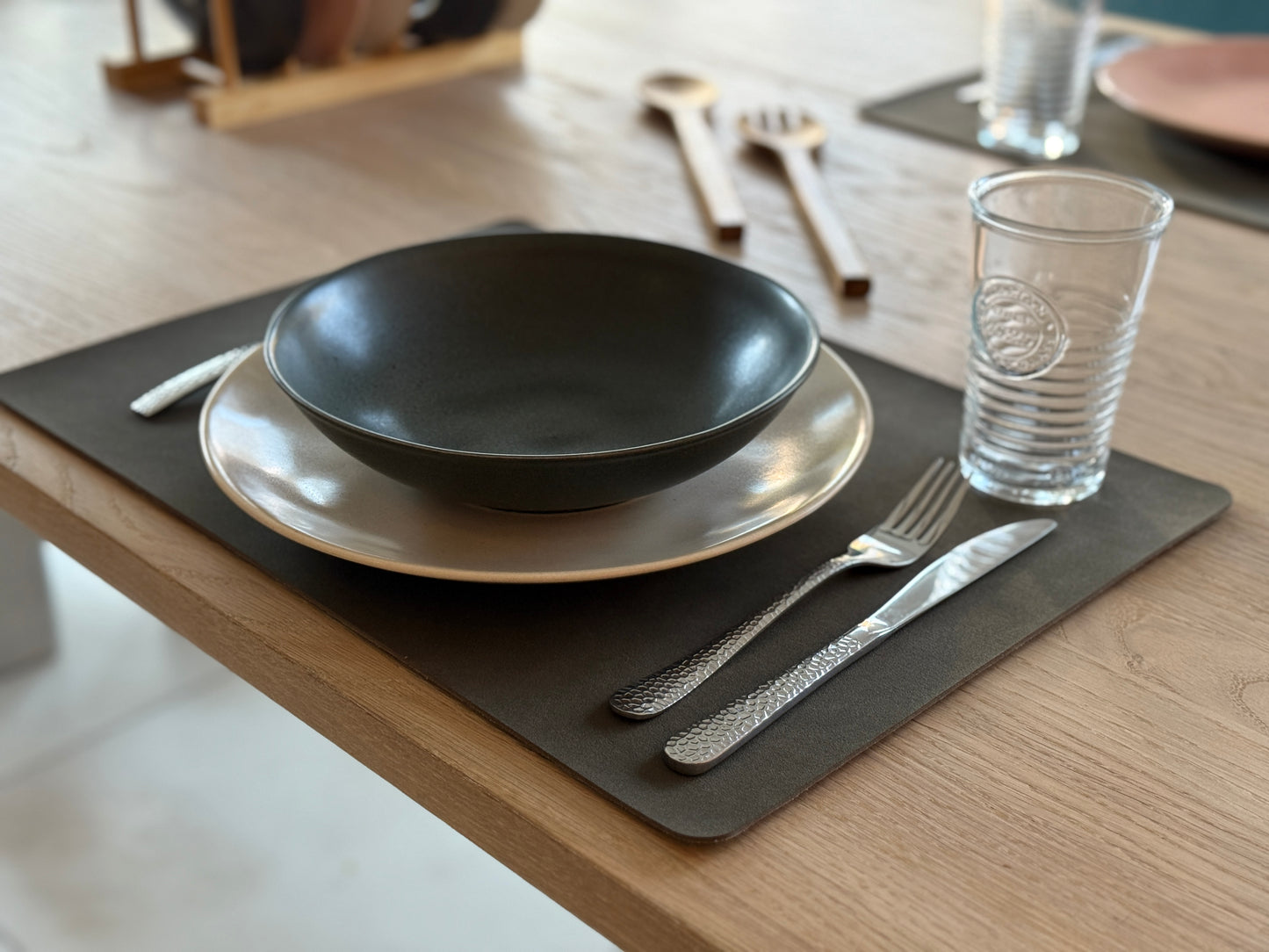 Pasta Bowl 22,5 cm - Preto E Puntos