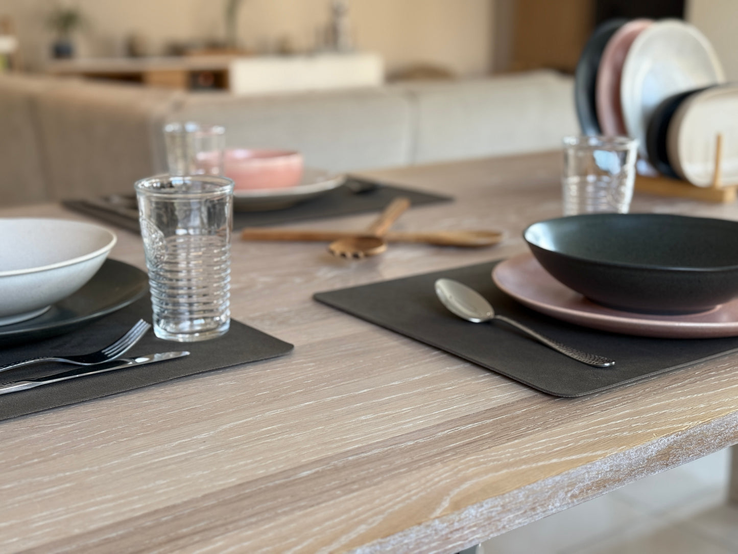 Pasta Bowl 22,5 cm - Preto E Puntos